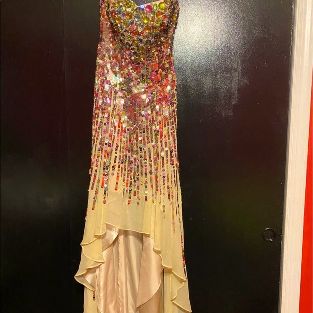 Sherri Hill Prom Dress